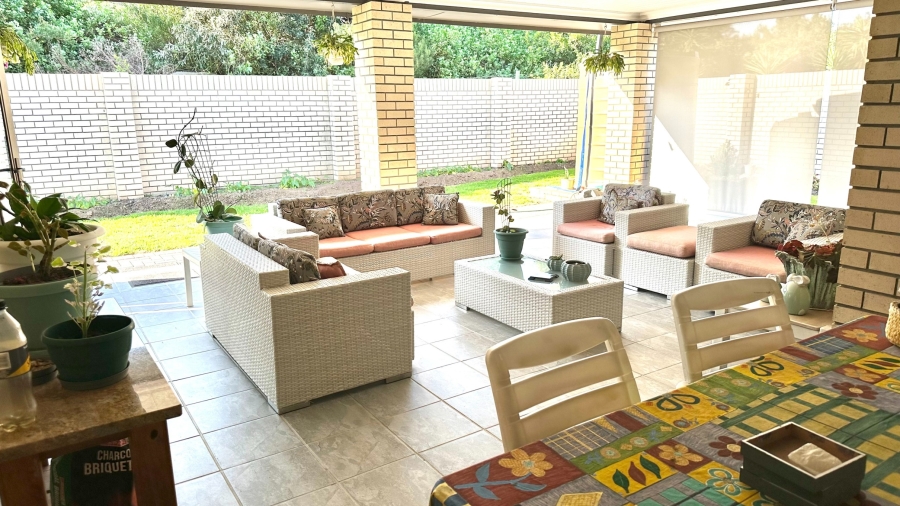 3 Bedroom Property for Sale in Hersham Western Cape